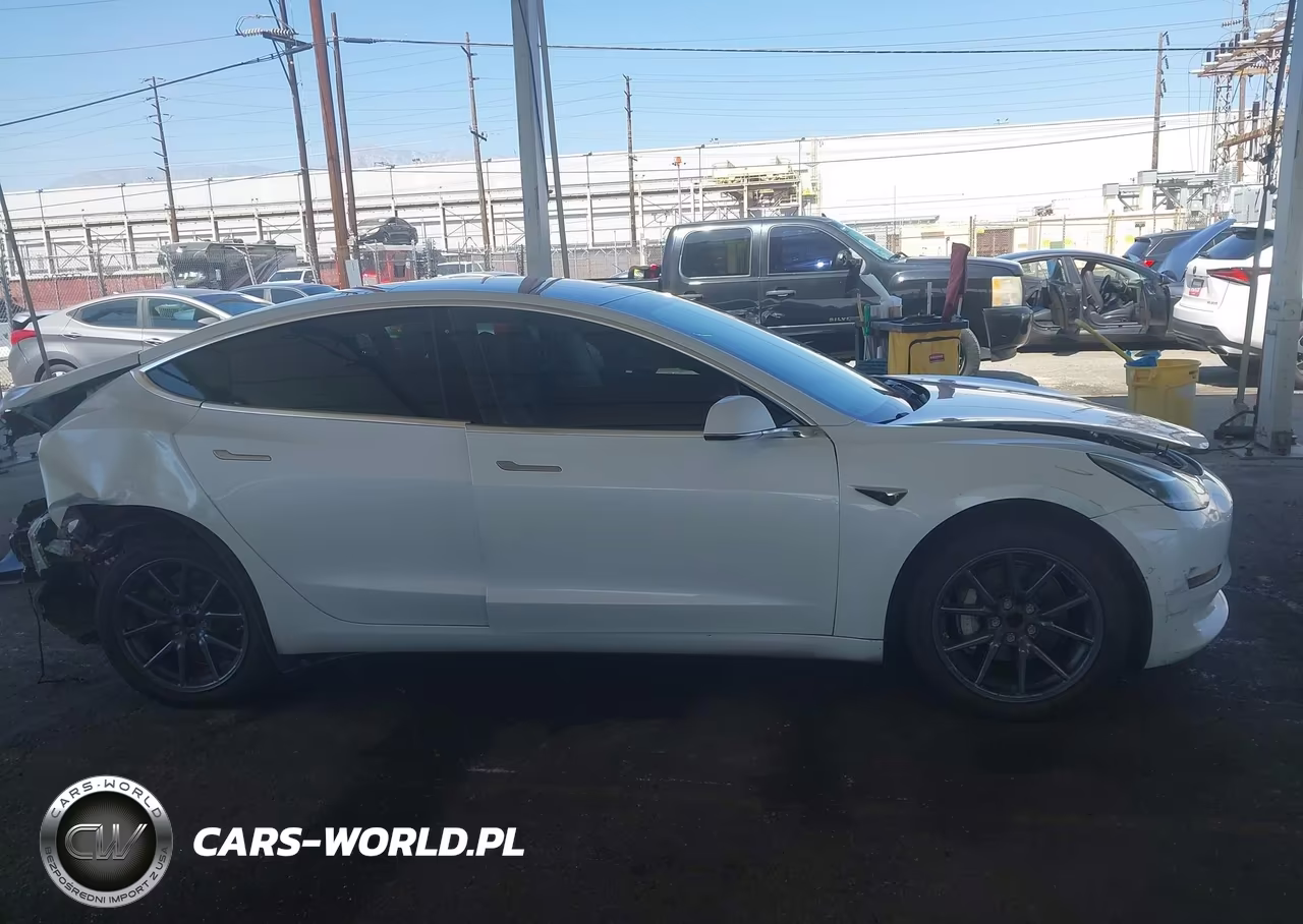 2018 Tesla Model 3 VIN:5YJ3E1EA6JF162143 - 13