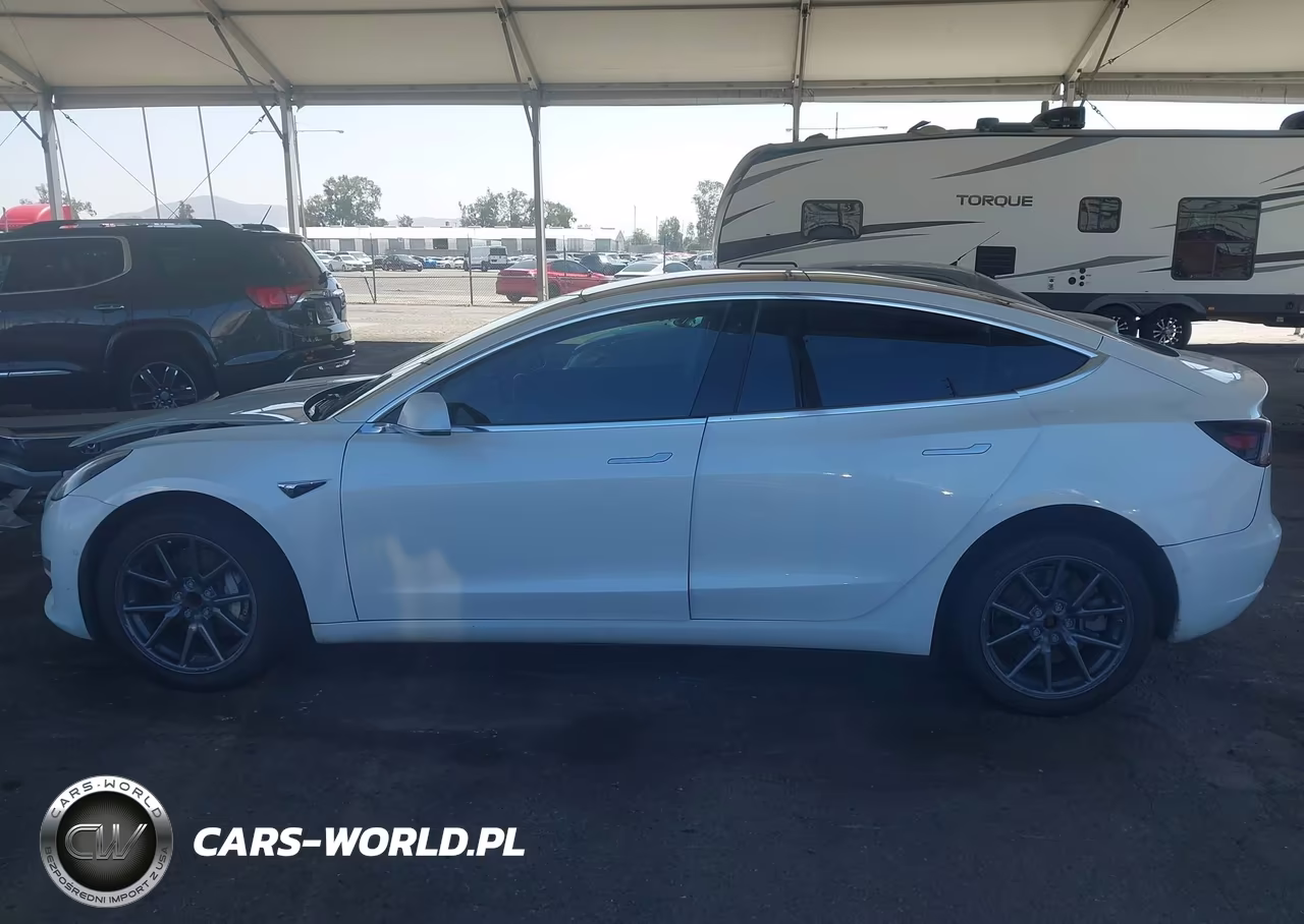 2018 Tesla Model 3 VIN:5YJ3E1EA6JF162143 - 14