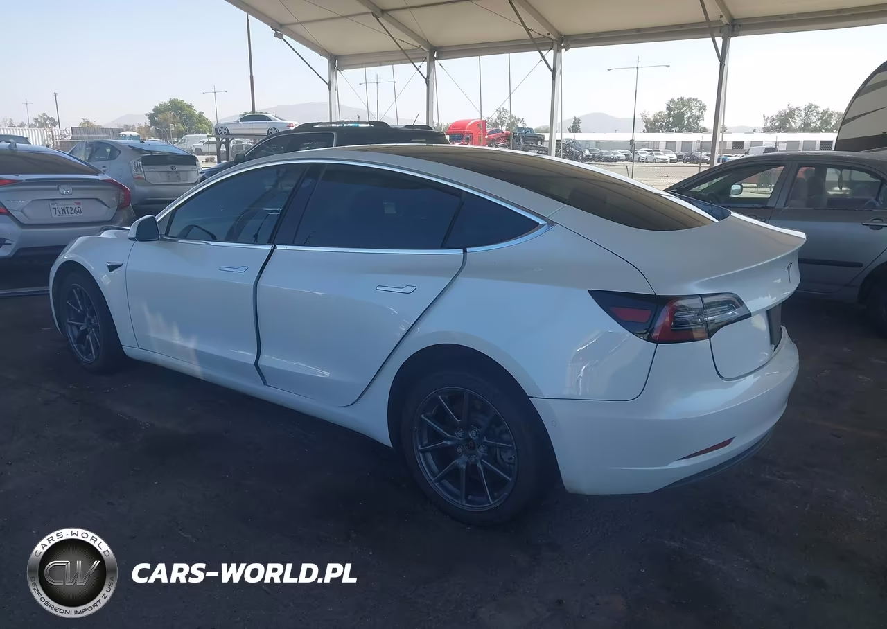 2018 Tesla Model 3 VIN:5YJ3E1EA6JF162143 - 3