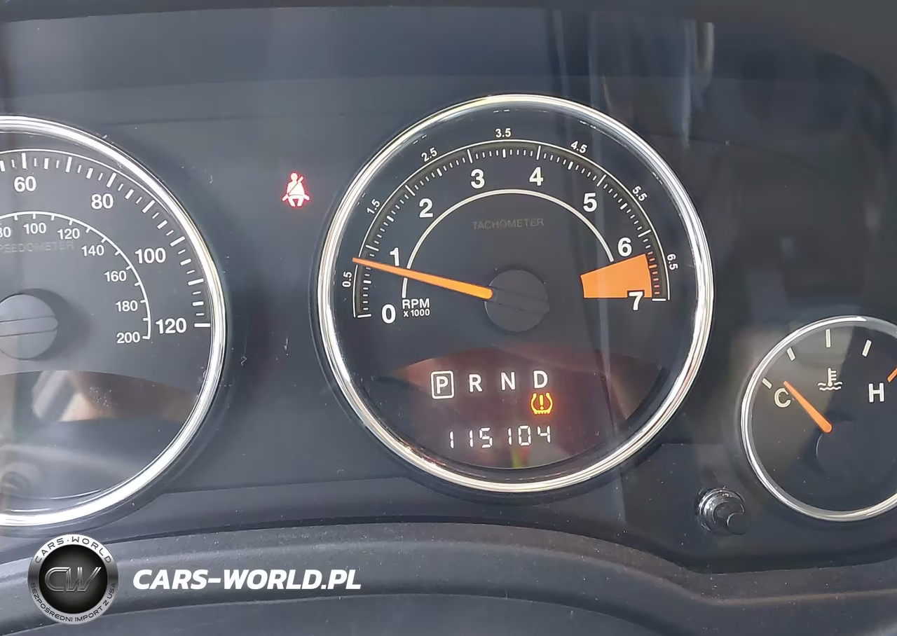 2014 Jeep Compass Latitude VIN:1C4NJCEA2ED715125 - 15