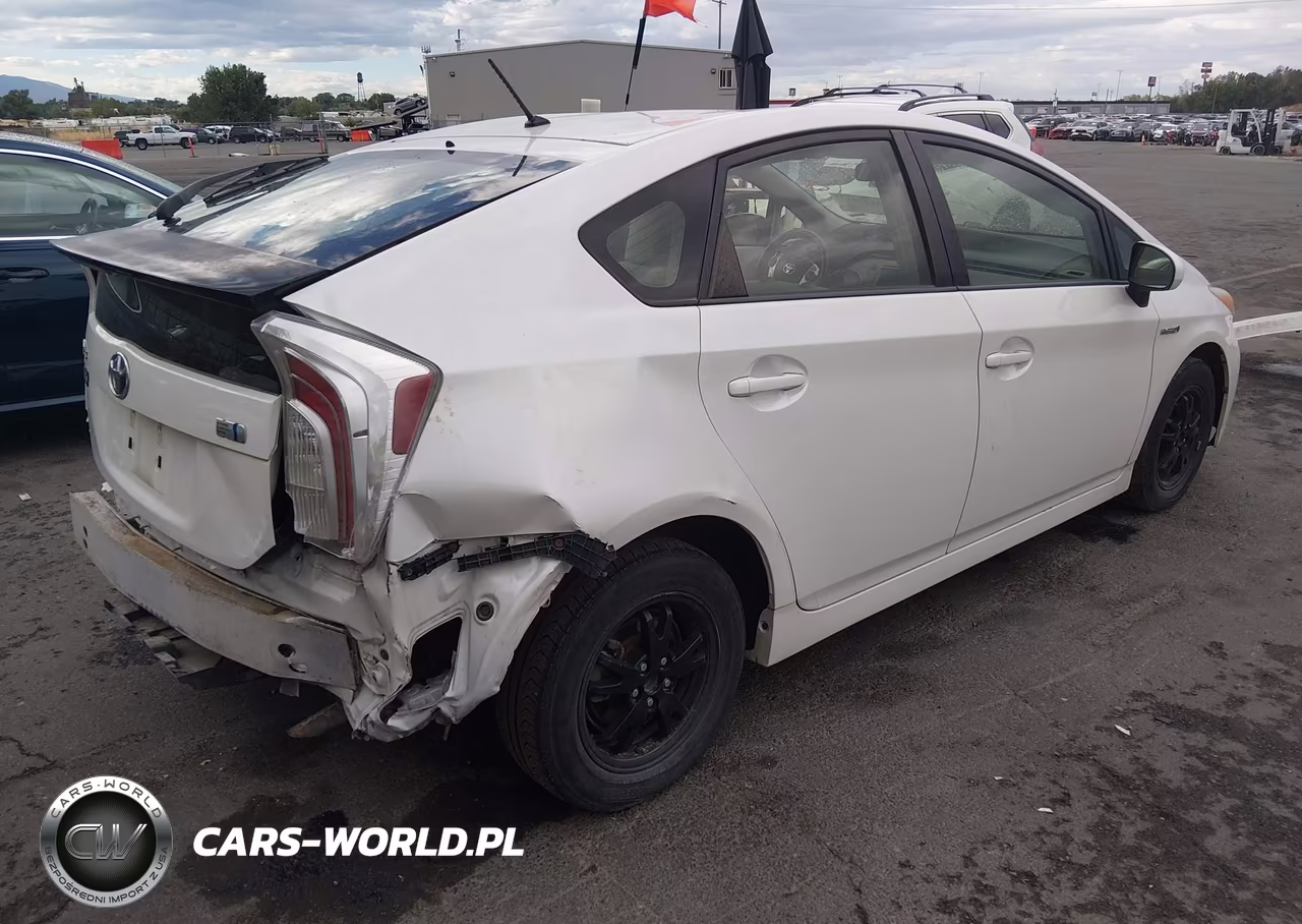 2012 Toyota Prius Two VIN:JTDKN3DU1C1535510 - 4