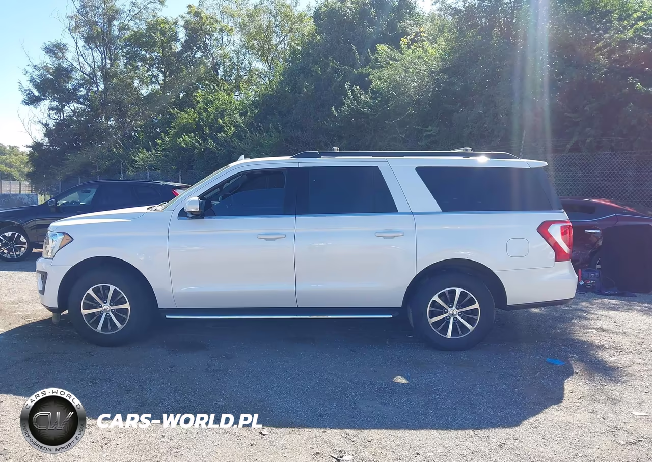 2018 Ford Expedition Max Xlt VIN:1FMJK1JTXJEA21113 - 15