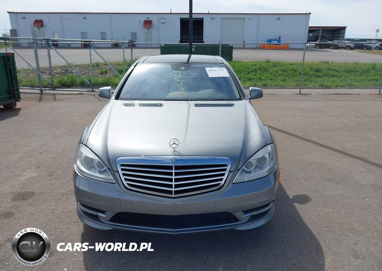 2011 Mercedes-Benz S 550 VIN:WDDNG7BB8BA380801 - 12