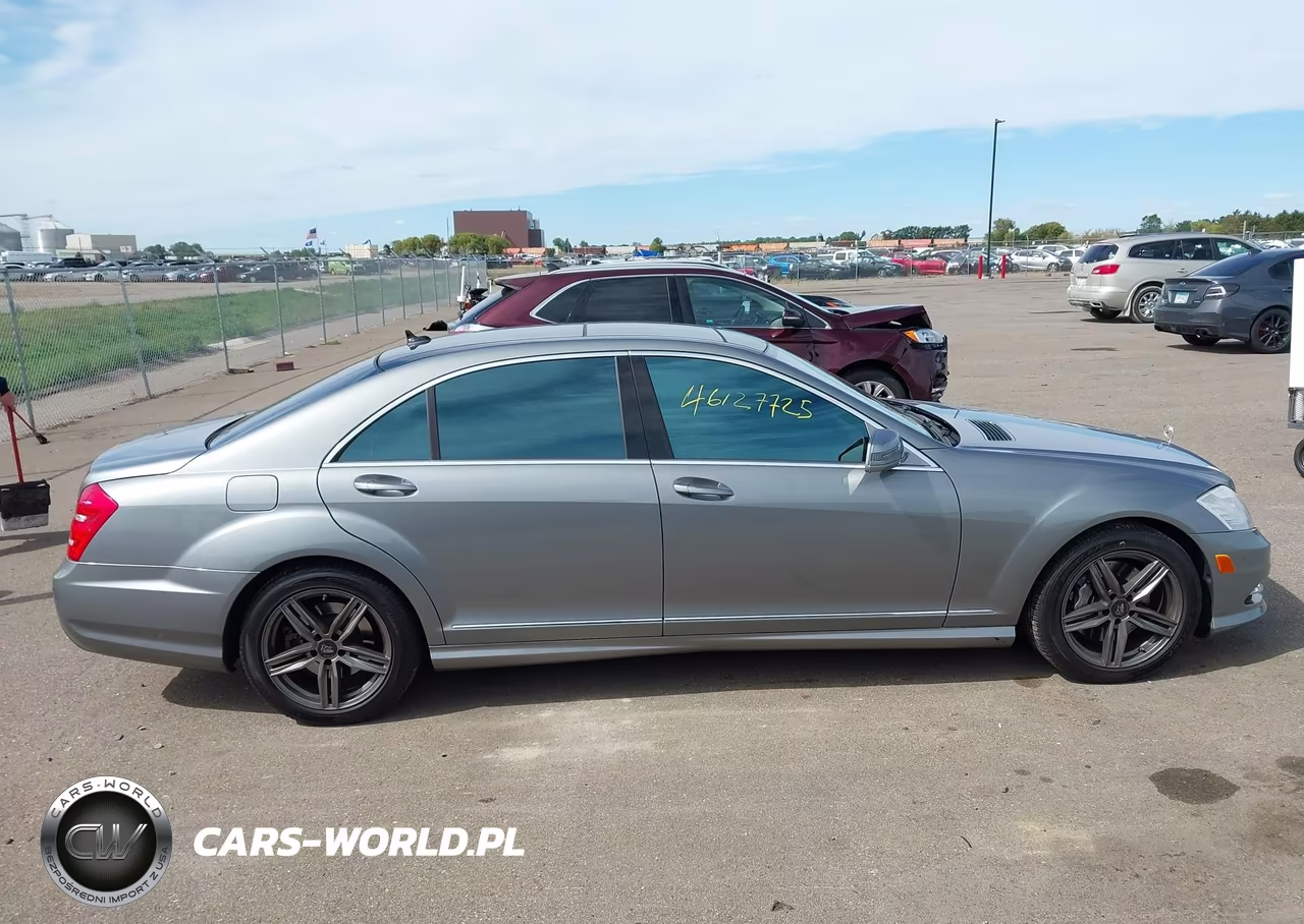 2011 Mercedes-Benz S 550 VIN:WDDNG7BB8BA380801 - 13