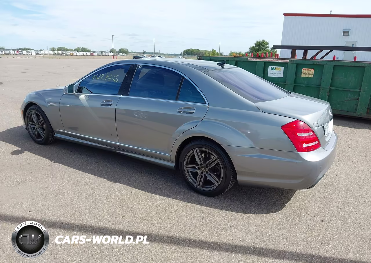 2011 Mercedes-Benz S 550 VIN:WDDNG7BB8BA380801 - 3