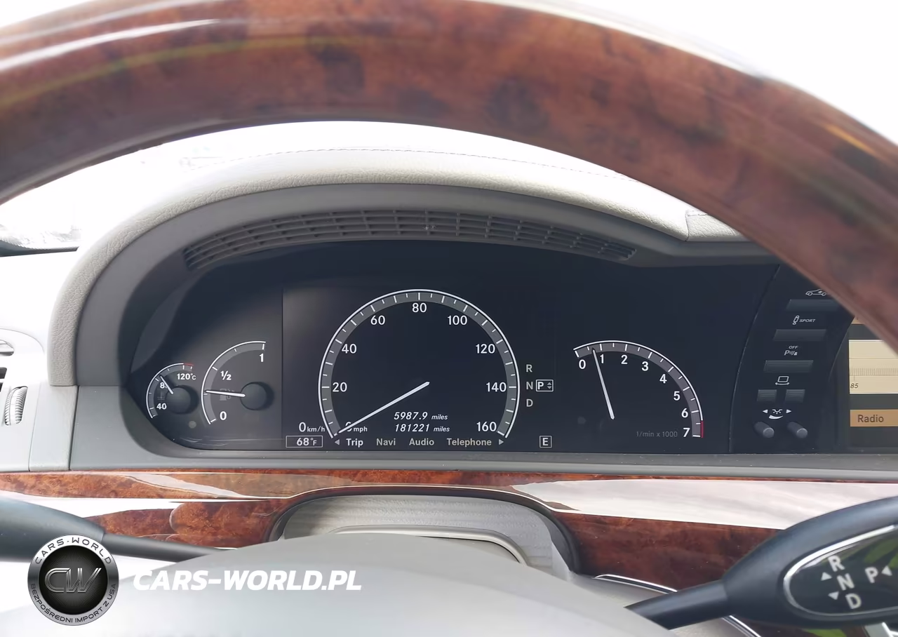 2011 Mercedes-Benz S 550 VIN:WDDNG7BB8BA380801 - 7