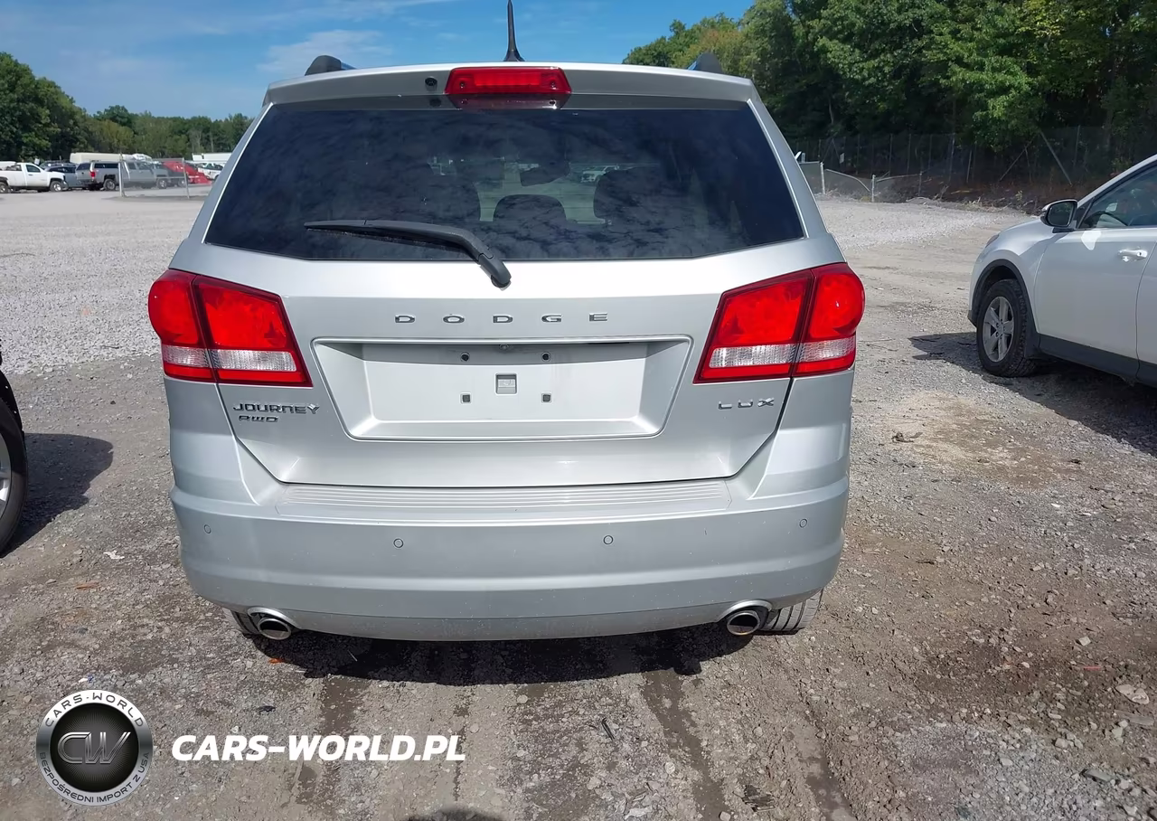 2011 Dodge Journey Lux VIN:3D4PH9FGXBT516911 - 16