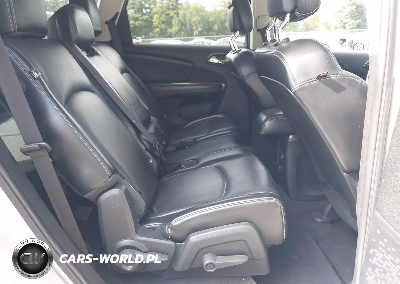 2011 Dodge Journey Lux VIN:3D4PH9FGXBT516911 - 8