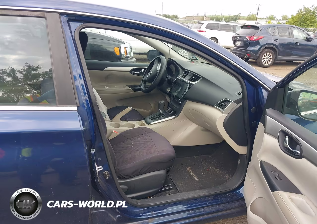 2017 Nissan Sentra S VIN:3N1AB7AP7HY245918 - 5