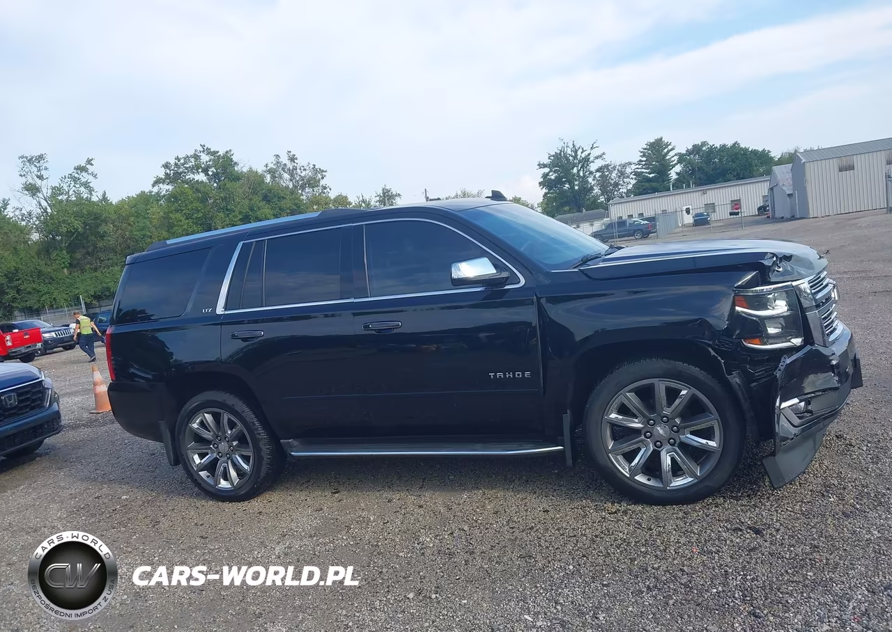 2015 Chevrolet Tahoe Ltz VIN:1GNSKCKC2FR736929 - 13