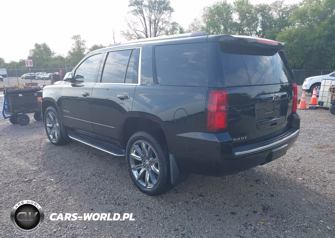 2015 Chevrolet Tahoe Ltz VIN:1GNSKCKC2FR736929 - 3
