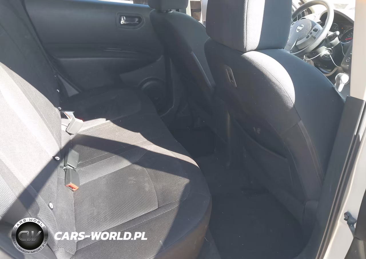 2013 Nissan Rogue S VIN:JN8AS5MV2DW665751 - 8