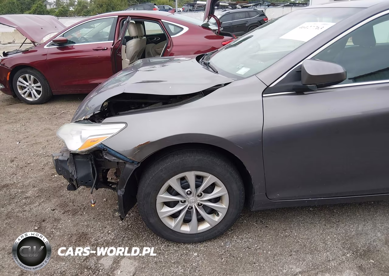 2016 Toyota Camry Le VIN:4T4BF1FKXGR582280 - 6