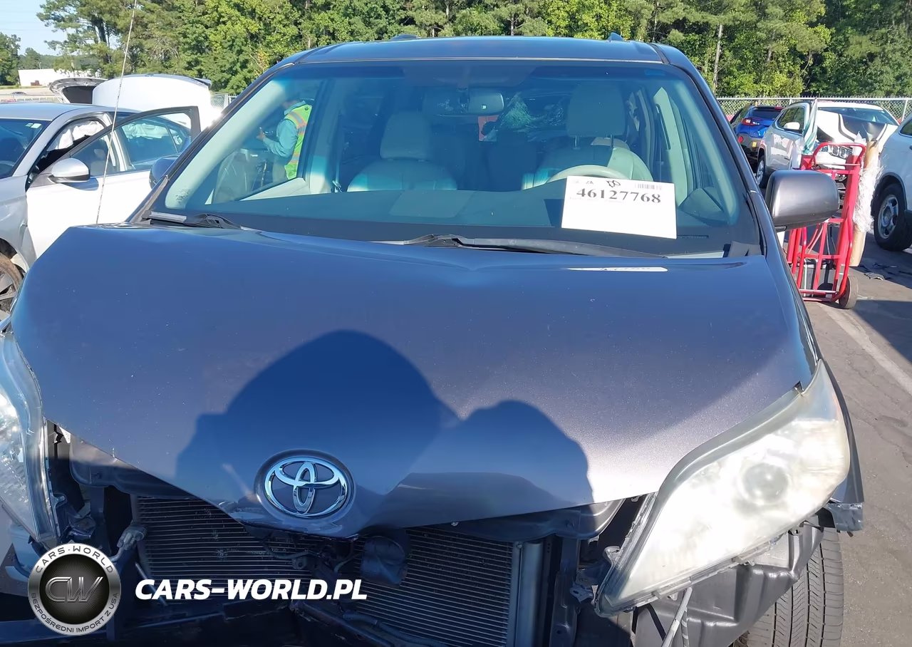2013 Toyota Sienna Xle V6 8 Passenger VIN:5TDYK3DC8DS298867 - 12