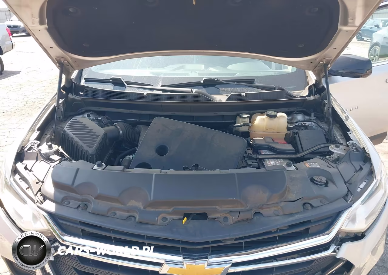 2019 Chevrolet Traverse Ls VIN:1GNERFKW9KJ281557 - 10