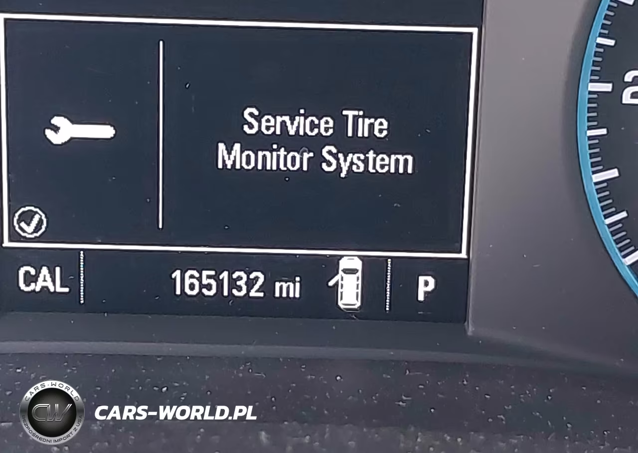 2019 Chevrolet Traverse Ls VIN:1GNERFKW9KJ281557 - 15