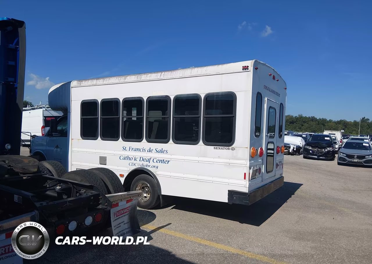 2013 Chevrolet Express Cutaway 3500 VIN:1GB3G3BG1D1172935 - 14