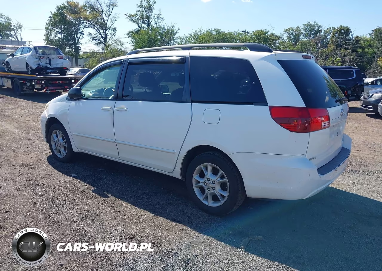 2004 Toyota Sienna Le VIN:5TDBA23C24S009731 - 3