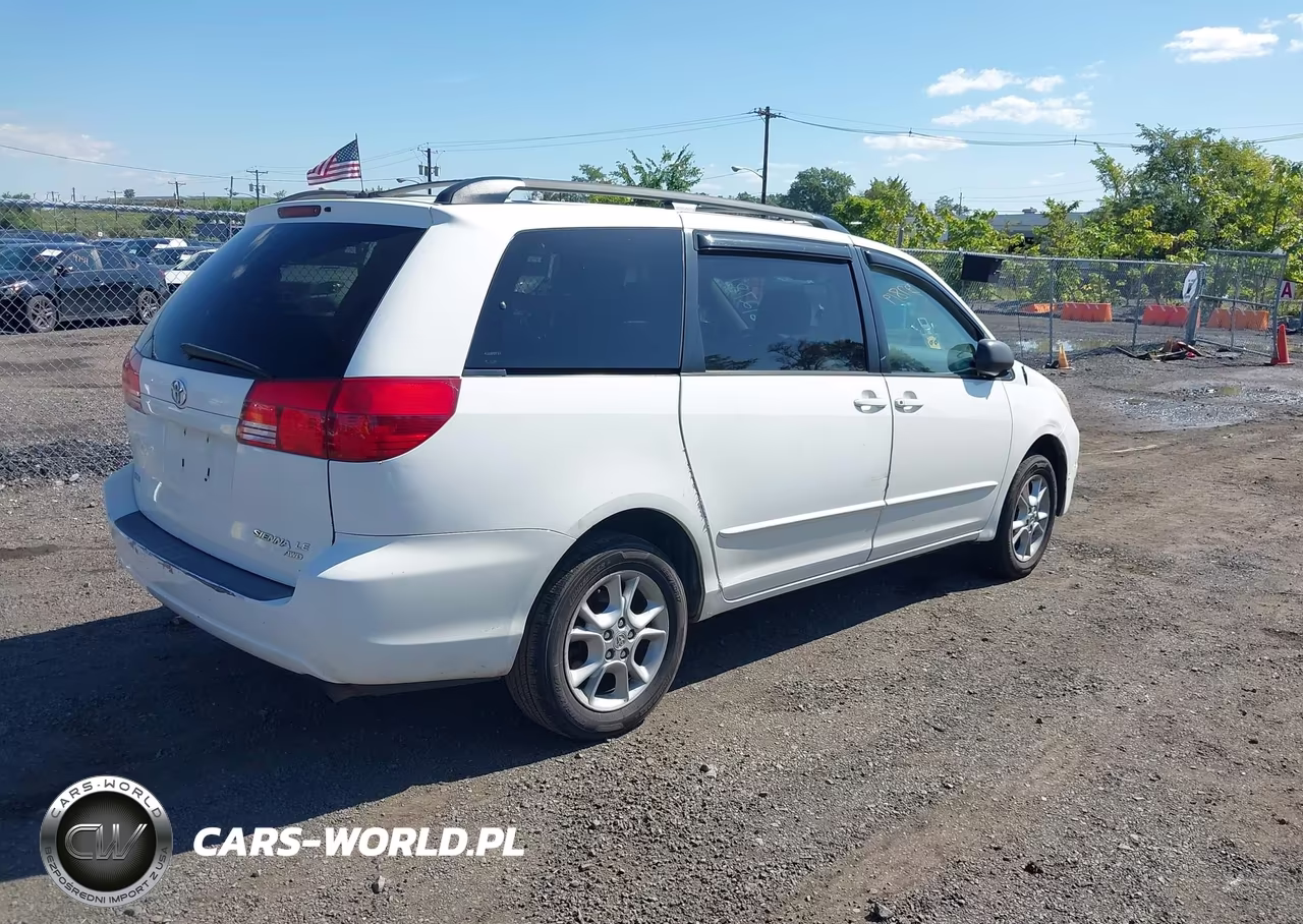2004 Toyota Sienna Le VIN:5TDBA23C24S009731 - 4
