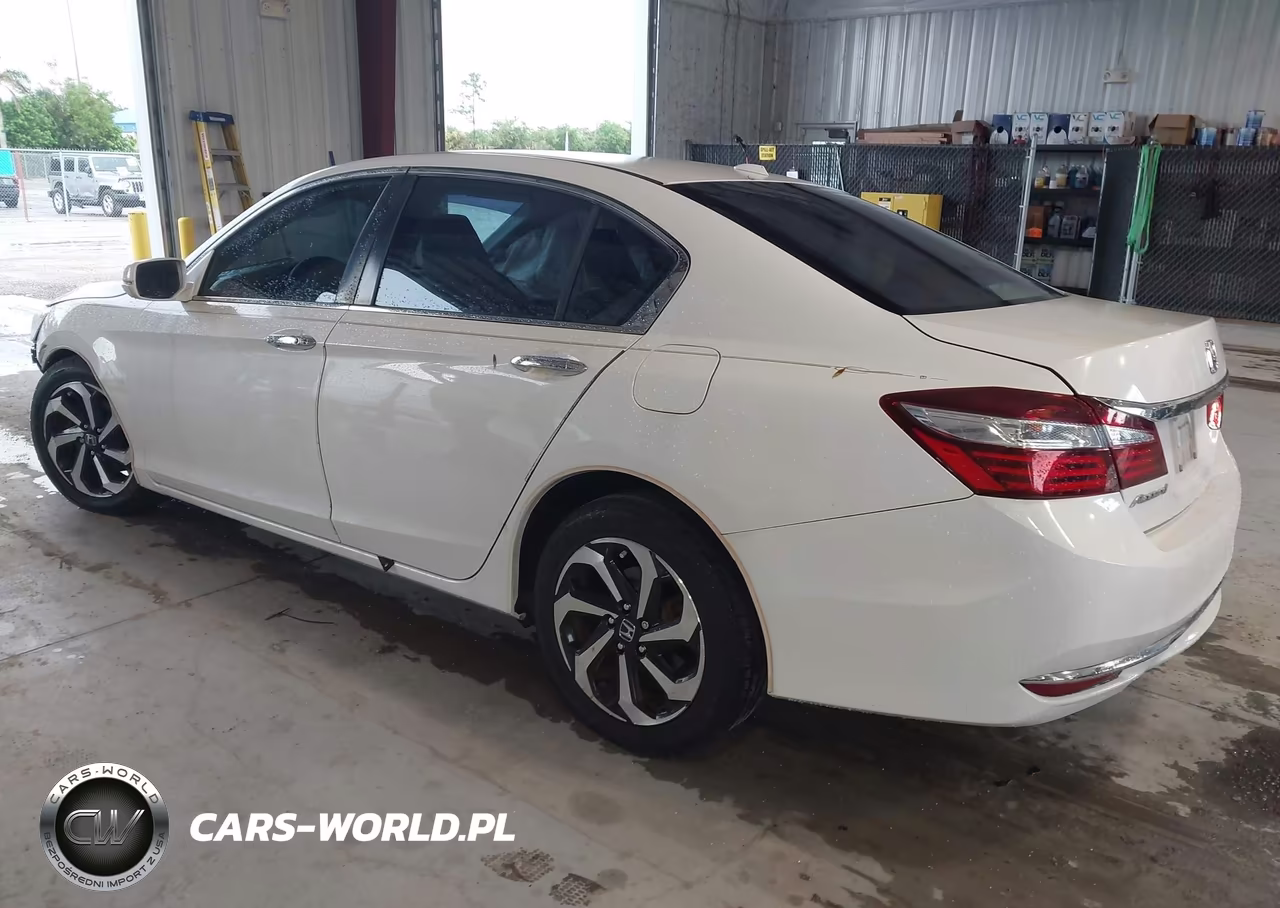 2017 Honda Accord Ex VIN:1HGCR2F01HA214153 - 3
