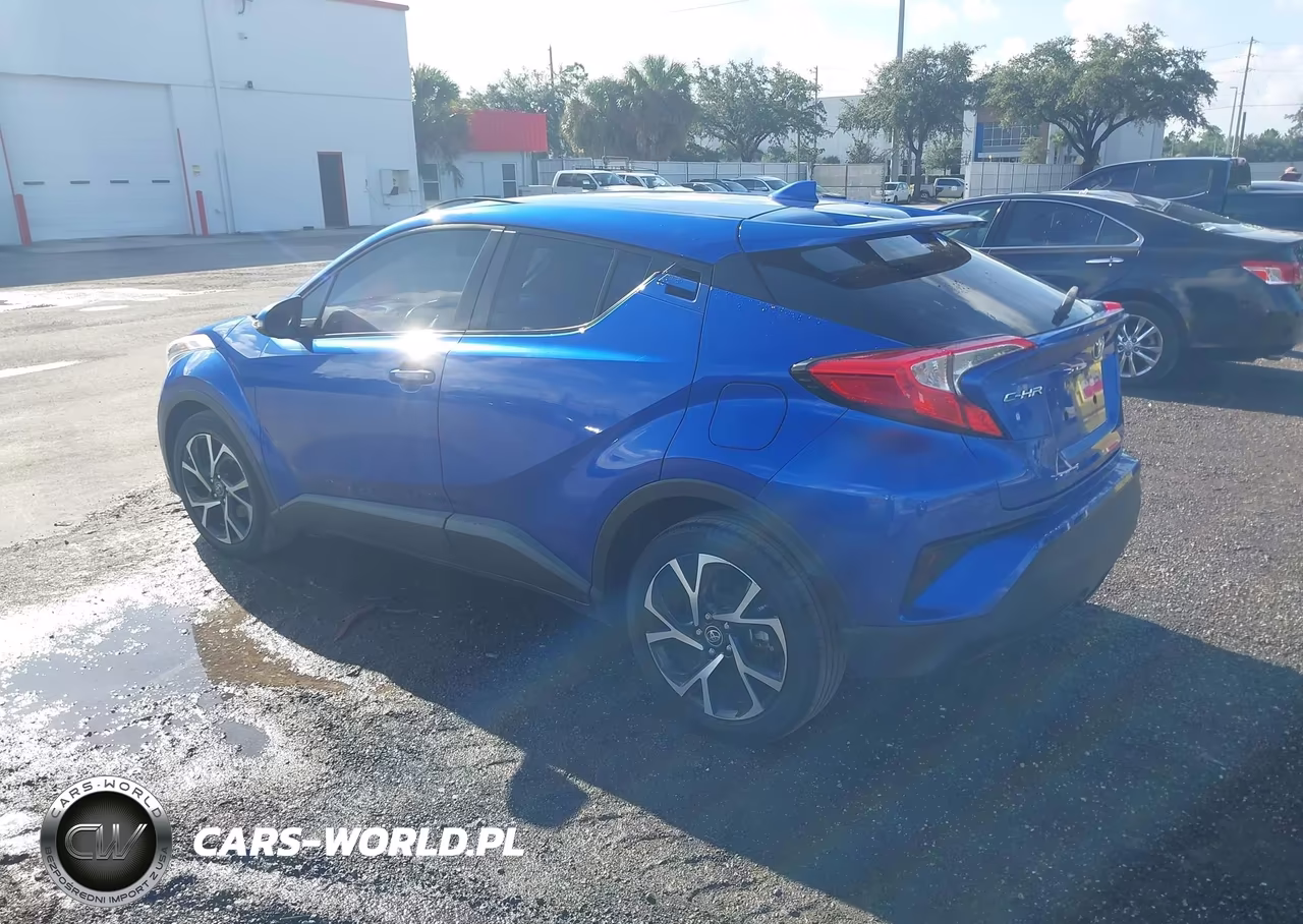 2018 Toyota C-Hr Xle VIN:NMTKHMBX4JR054224 - 3