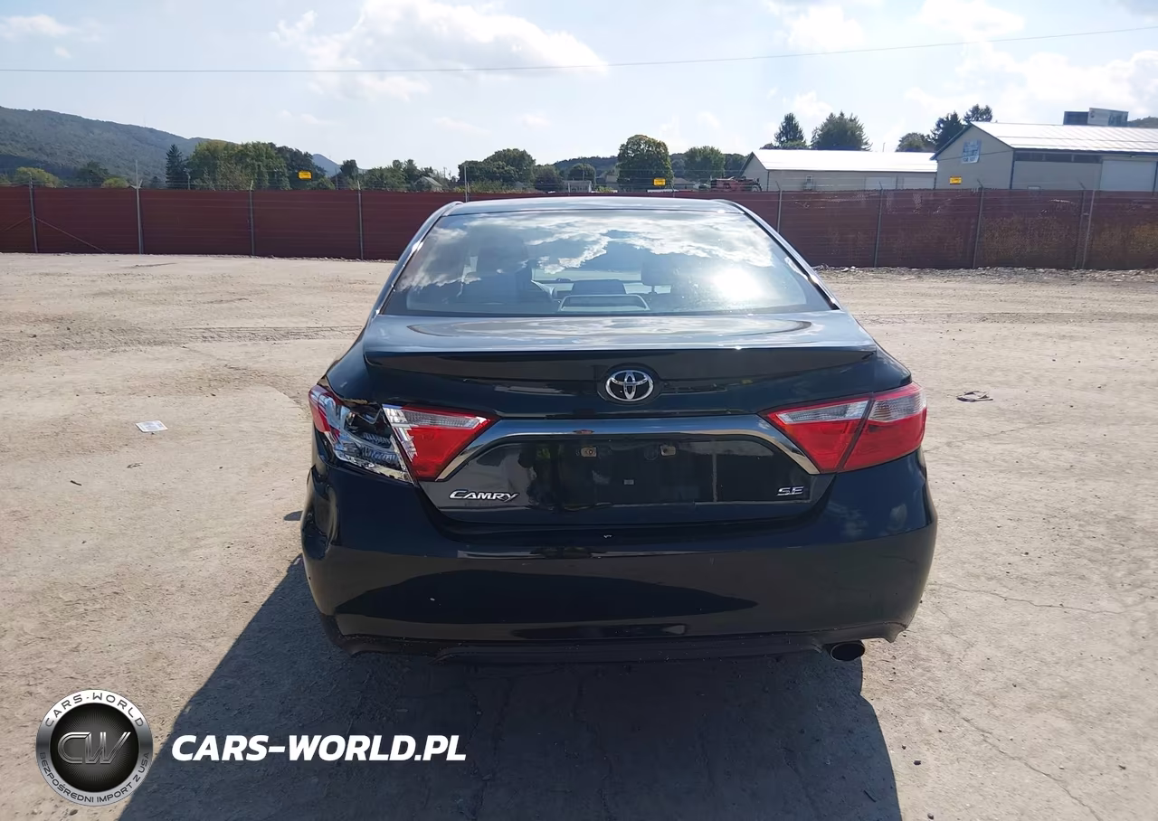 2015 Toyota Camry Se VIN:4T1BF1FK8FU107896 - 16