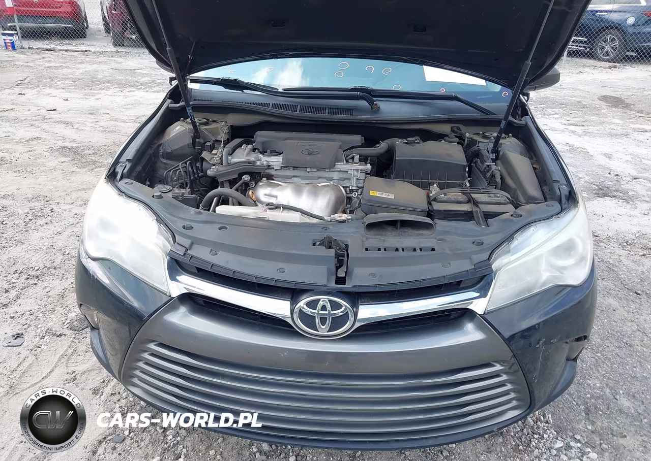 2017 Toyota Camry Le VIN:4T1BF1FK1HU362215 - 10