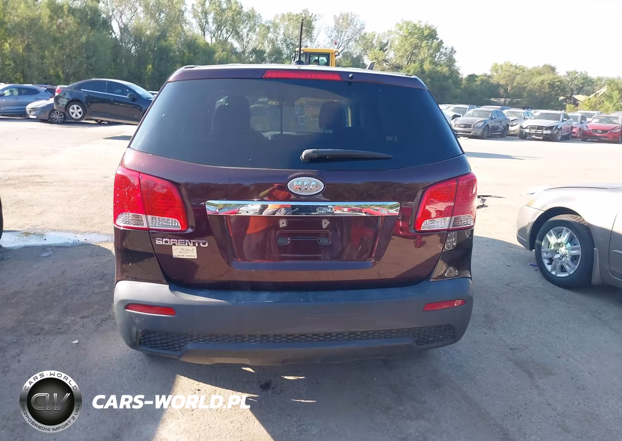 2011 Kia Sorento Lx VIN:5XYKTCA13BG014951 - 16