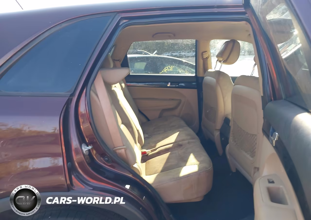 2011 Kia Sorento Lx VIN:5XYKTCA13BG014951 - 8