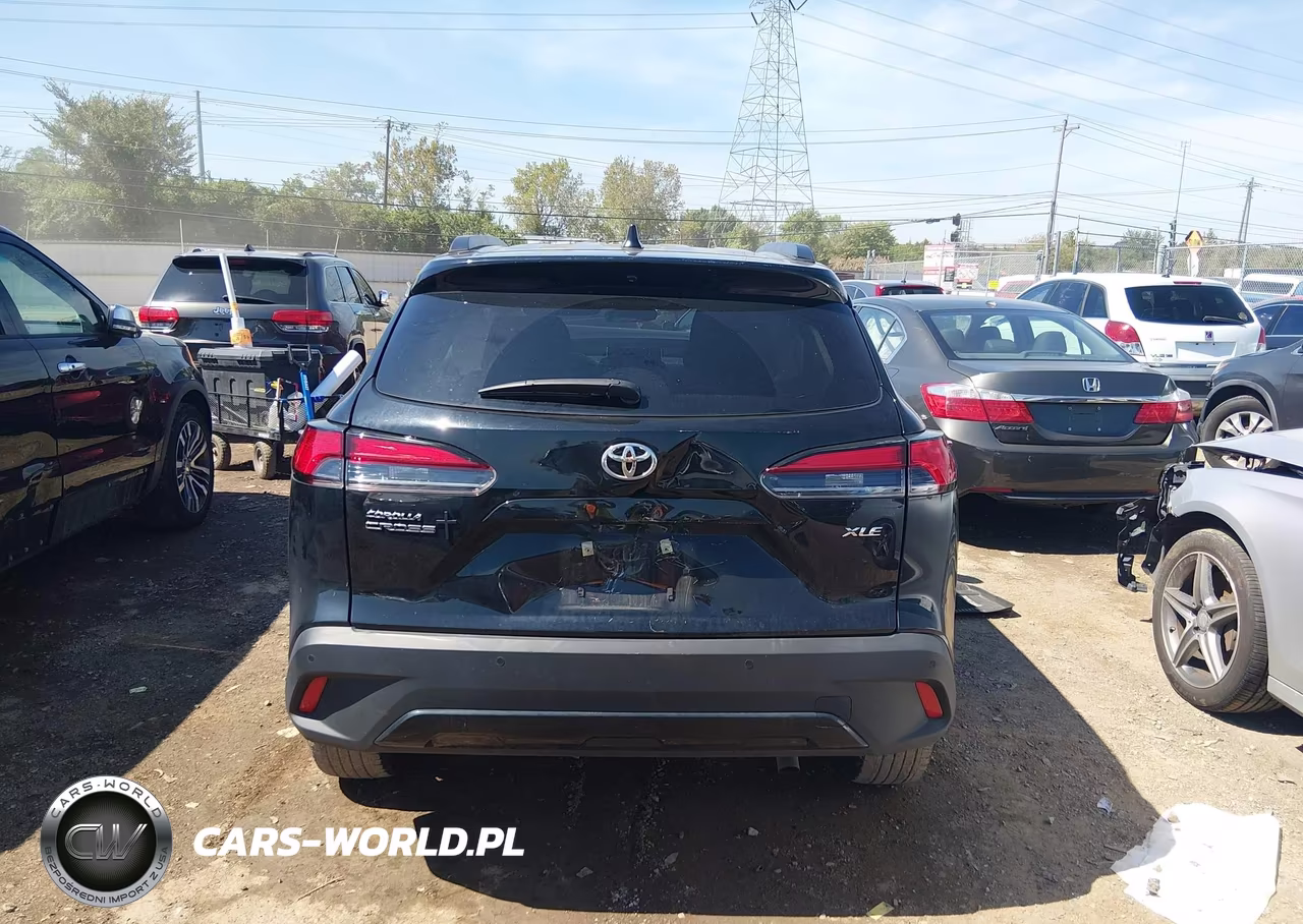 2026 Toyota Corolla Cross Xle VIN:7MUEAAAG5TV155655 - 16