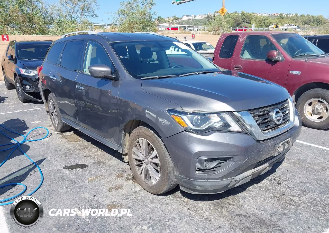 2019 Nissan Pathfinder S