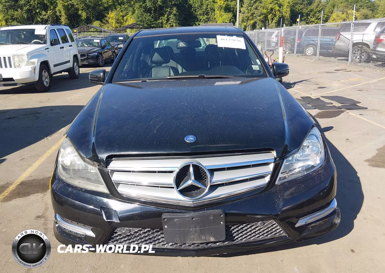 2013 Mercedes-Benz C 300 Sport 4Matic VIN:WDDGF8AB5DR279657 - 13