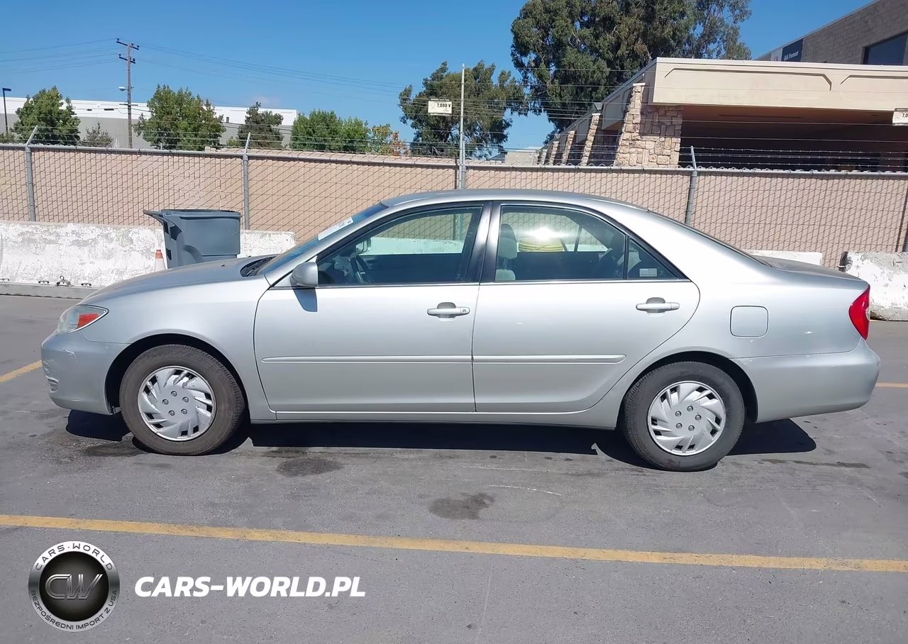 2004 Toyota Camry Le VIN:4T1BE32K64U375377 - 14