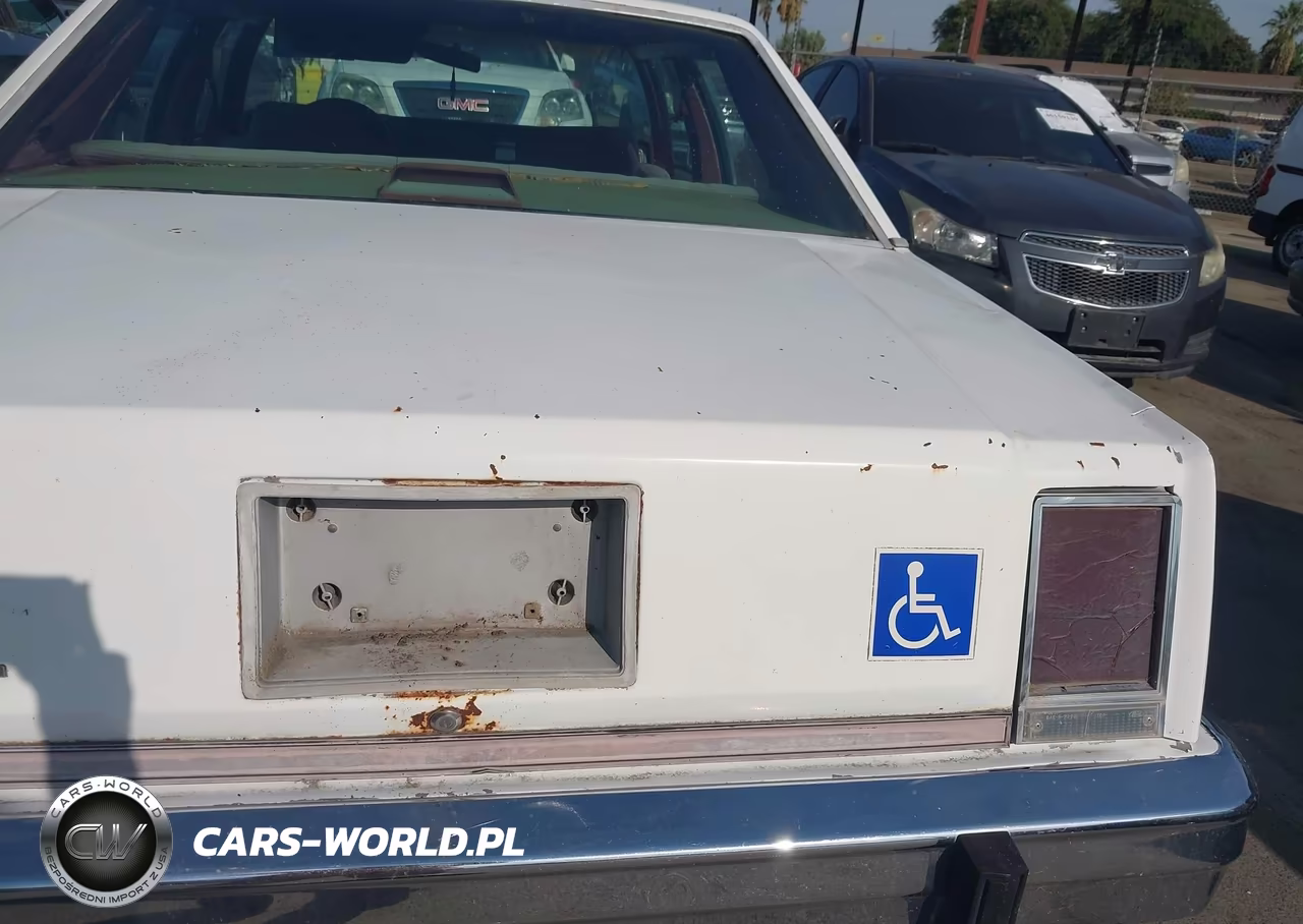1987 Ford Crown Victoria VIN:2FABP73F3HX212326 - 13