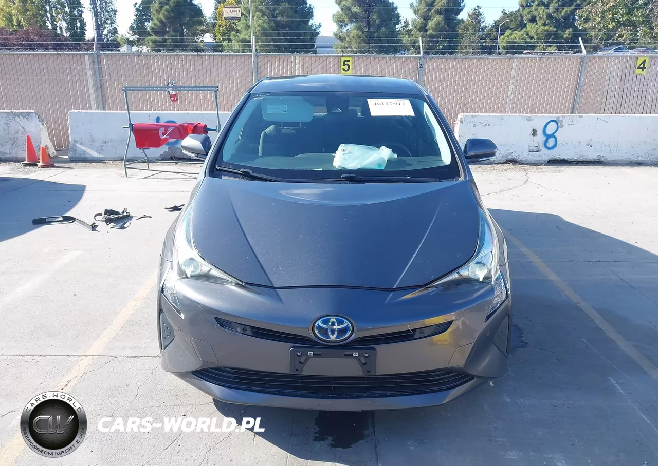 2018 Toyota Prius Two VIN:JTDKBRFU7J3064635 - 13