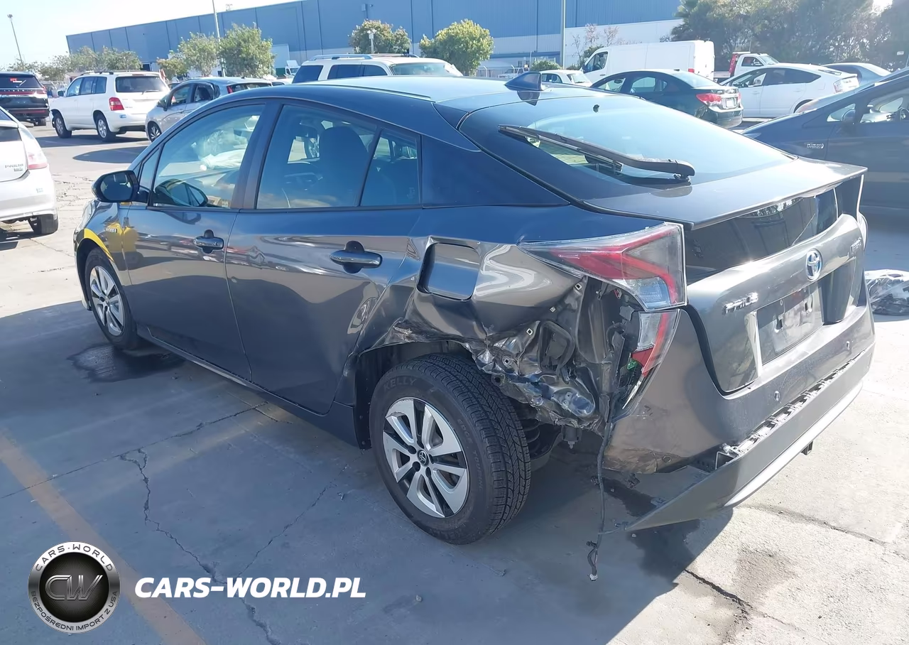 2018 Toyota Prius Two VIN:JTDKBRFU7J3064635 - 3