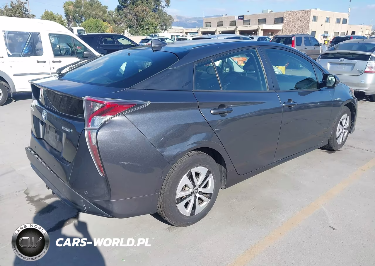 2018 Toyota Prius Two VIN:JTDKBRFU7J3064635 - 4