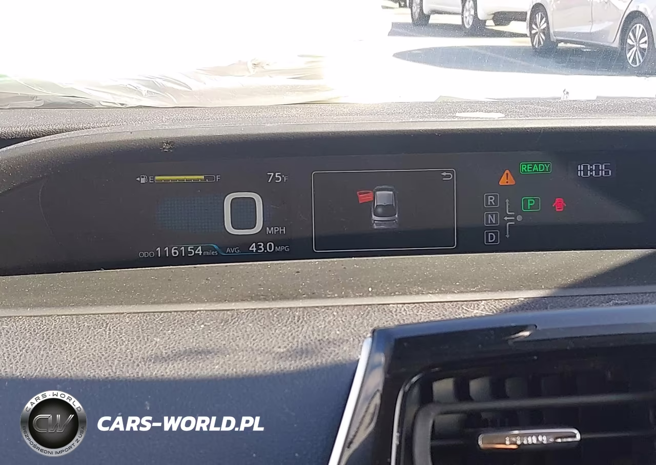 2018 Toyota Prius Two VIN:JTDKBRFU7J3064635 - 7