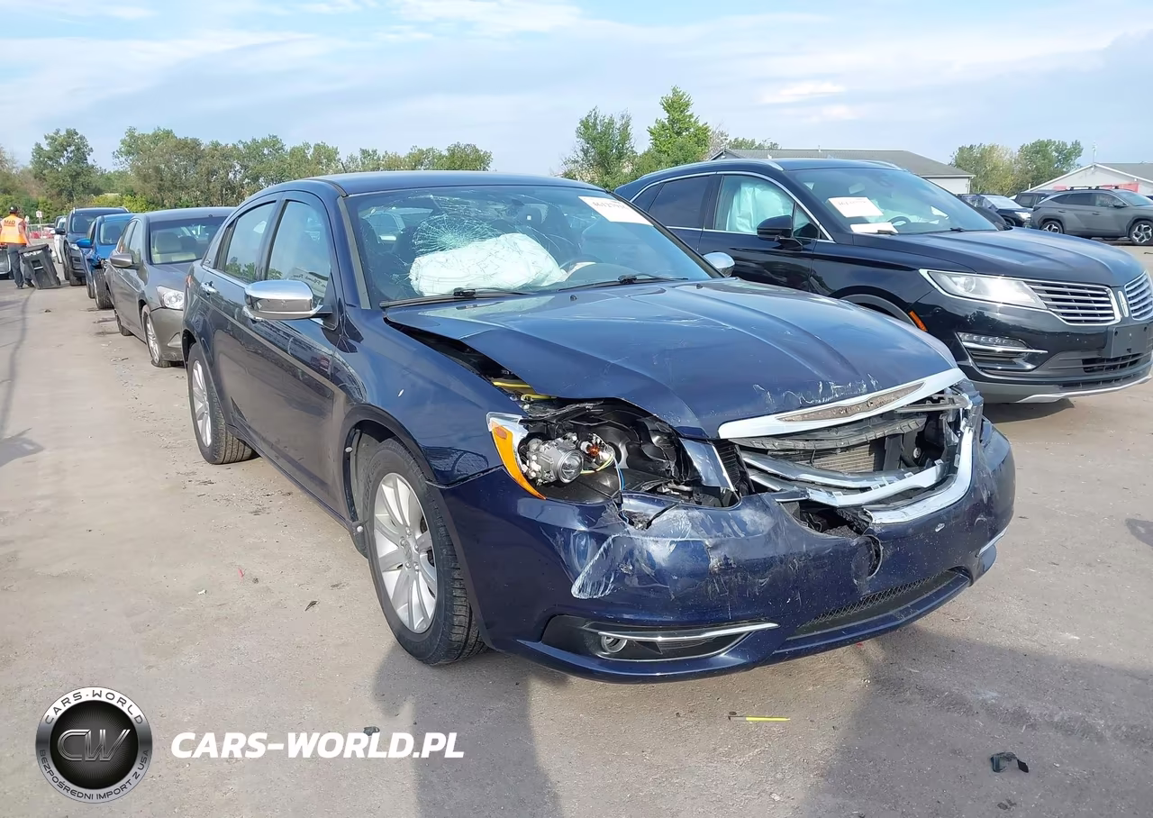2013 Chrysler 200 Limited – zdjęcie 1 z 15