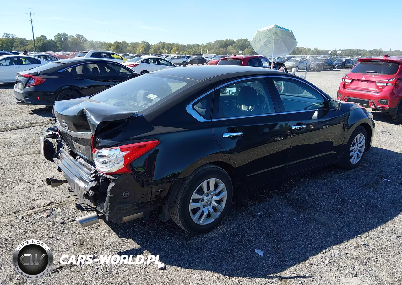 2017 Nissan Altima 2.5 S VIN:1N4AL3AP5HC238399 - 4
