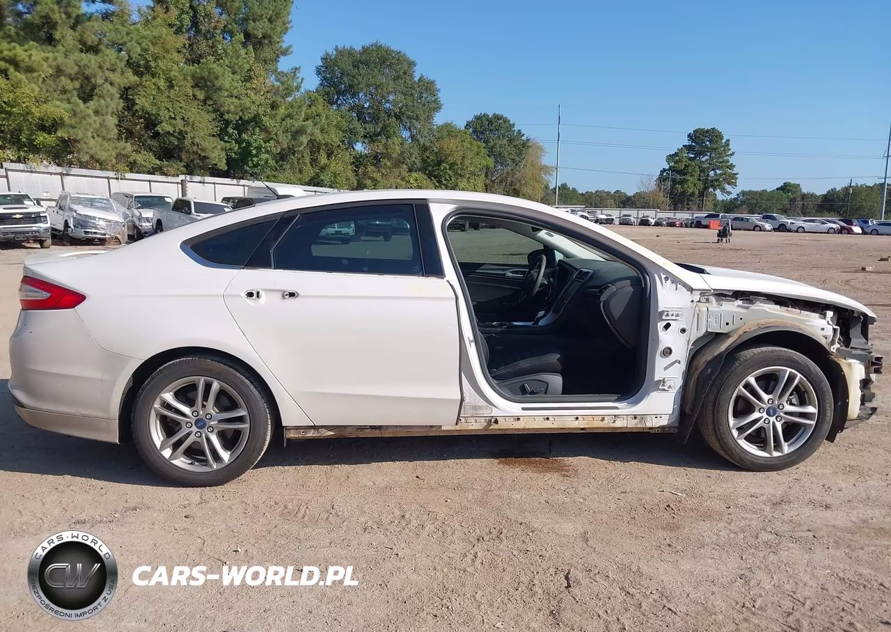 2015 Ford Fusion Hybrid Se VIN:3FA6P0LU0FR234111 - 17
