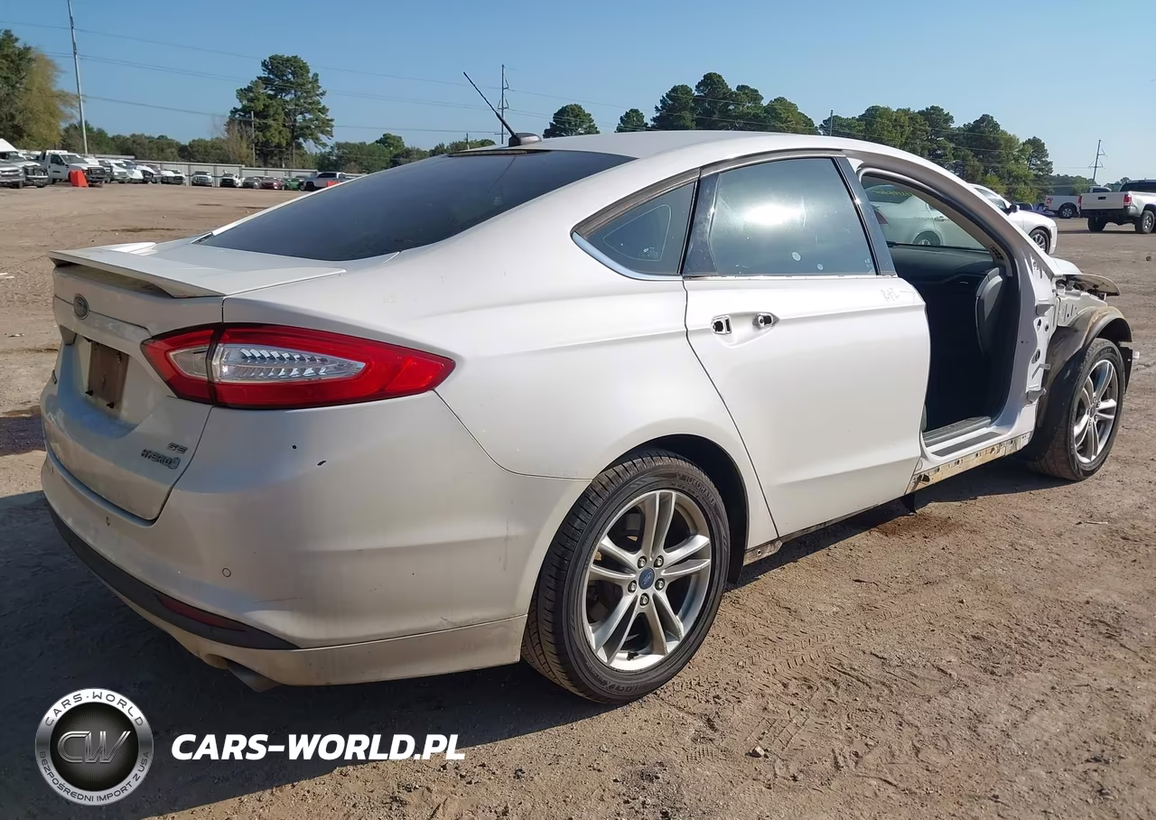 2015 Ford Fusion Hybrid Se VIN:3FA6P0LU0FR234111 - 4