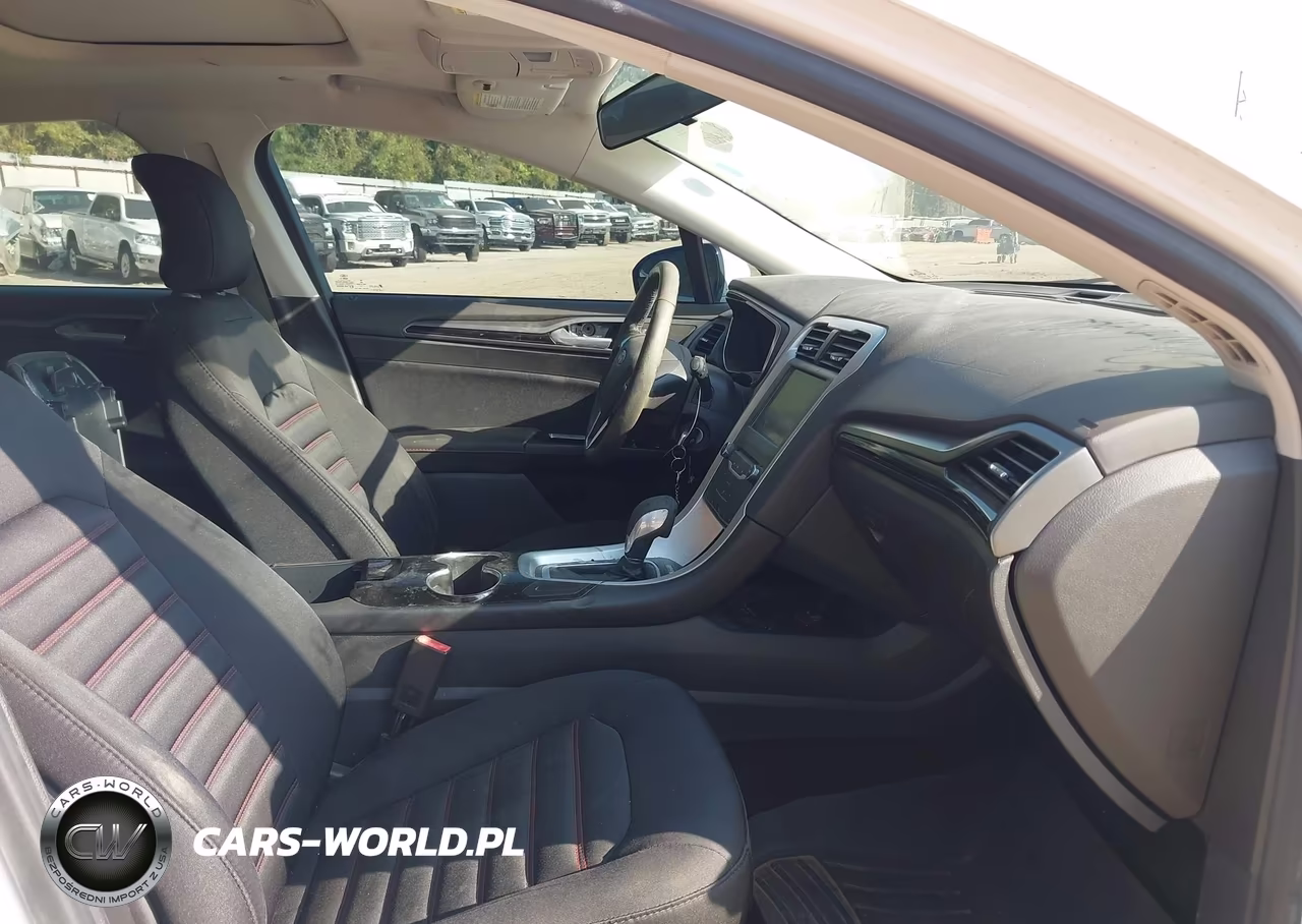 2015 Ford Fusion Hybrid Se VIN:3FA6P0LU0FR234111 - 5