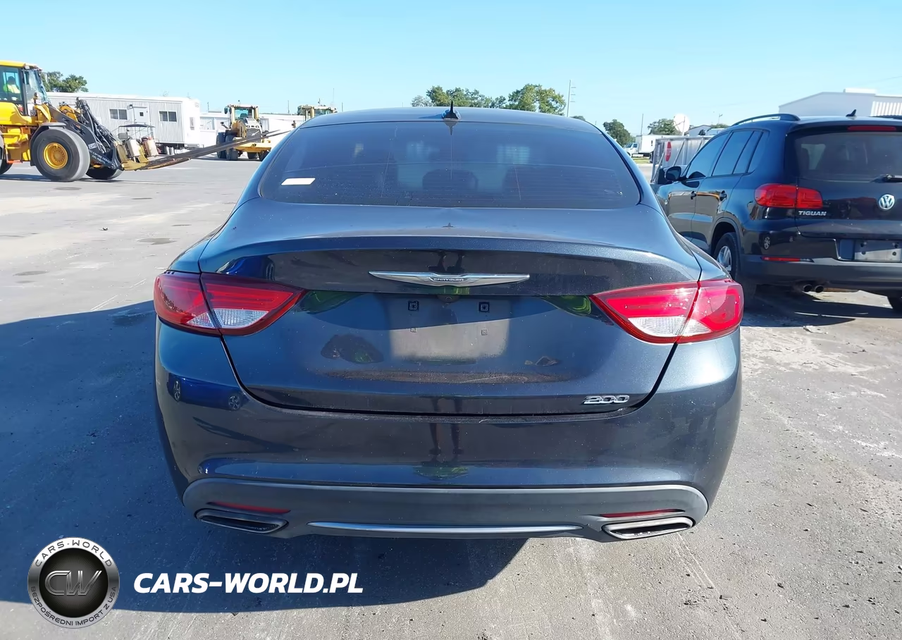 2016 Chrysler 200 Limited Platinum VIN:1C3CCCAG6GN184587 - 16