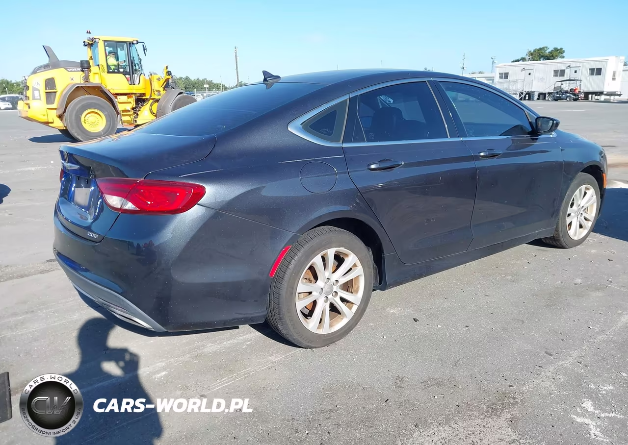 2016 Chrysler 200 Limited Platinum VIN:1C3CCCAG6GN184587 - 4