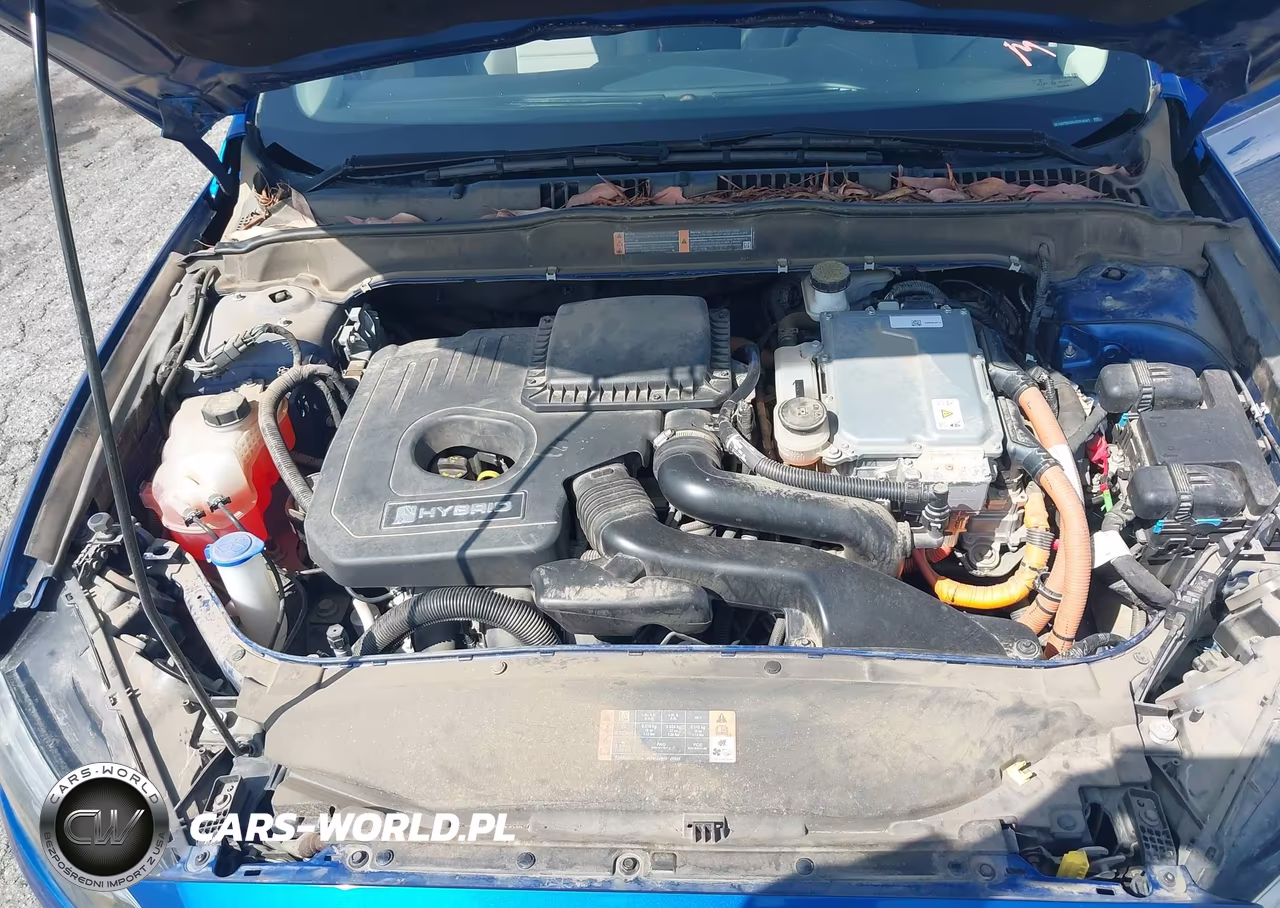 2018 Ford Fusion Hybrid S VIN:3FA6P0UU8JR254341 - 10