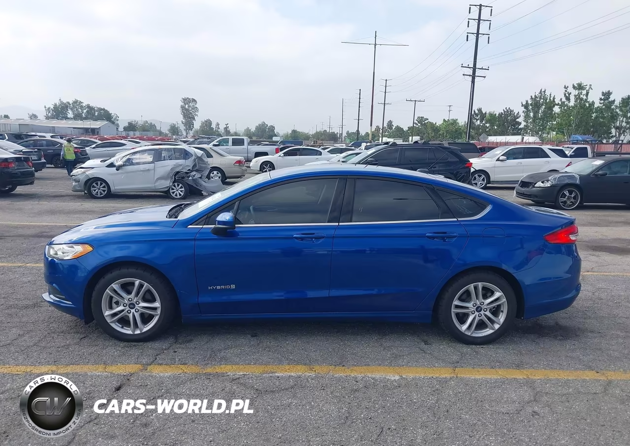 2018 Ford Fusion Hybrid S VIN:3FA6P0UU8JR254341 - 14