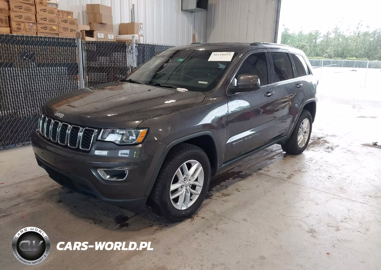 2018 Jeep Grand Cherokee Laredo E 4X4 VIN:1C4RJFAG3JC351245 - 2