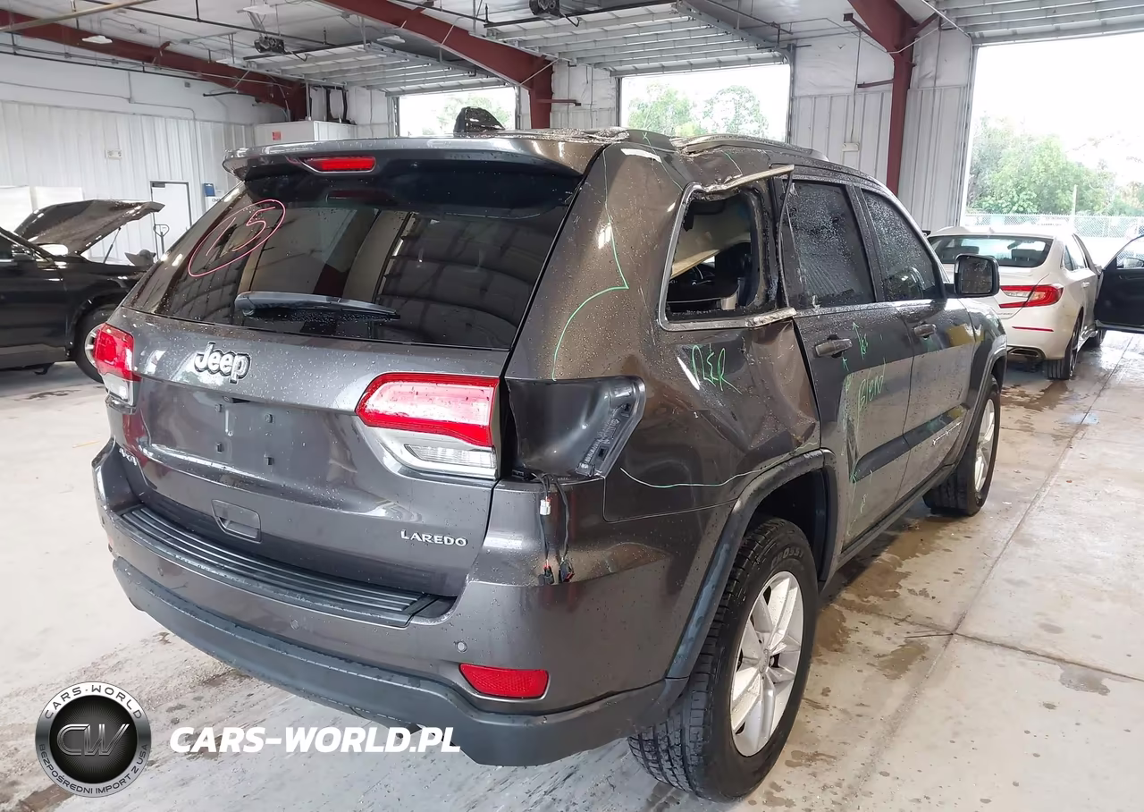 2018 Jeep Grand Cherokee Laredo E 4X4 VIN:1C4RJFAG3JC351245 - 6