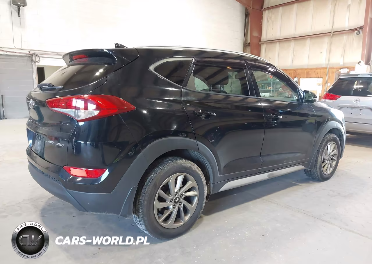2017 Hyundai Tucson Se Plus VIN:KM8J3CA41HU404813 - 4
